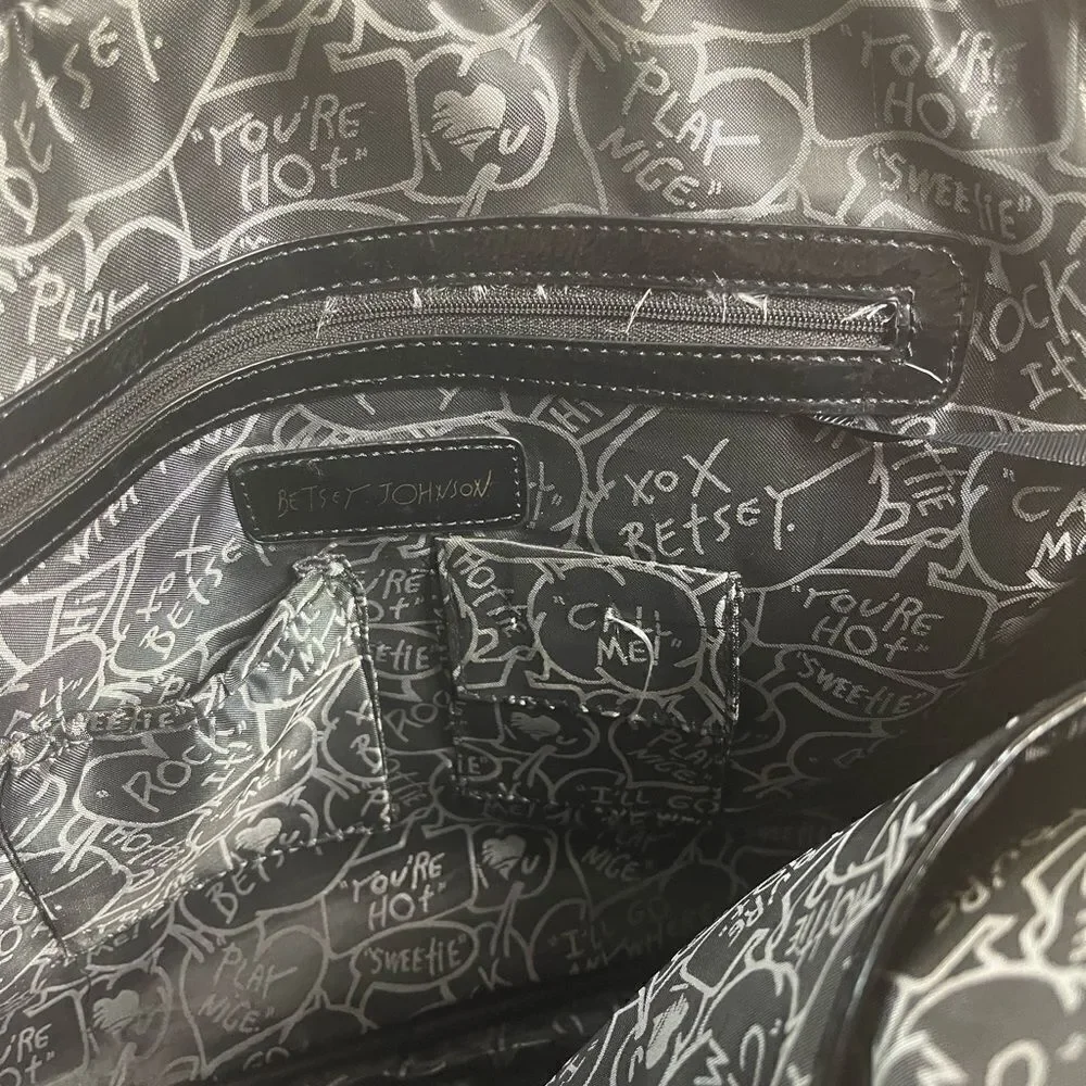 Betsey Johnson Nylon colorful large laptop shoulder bag black patent trim &strap - Picture 12 of 14